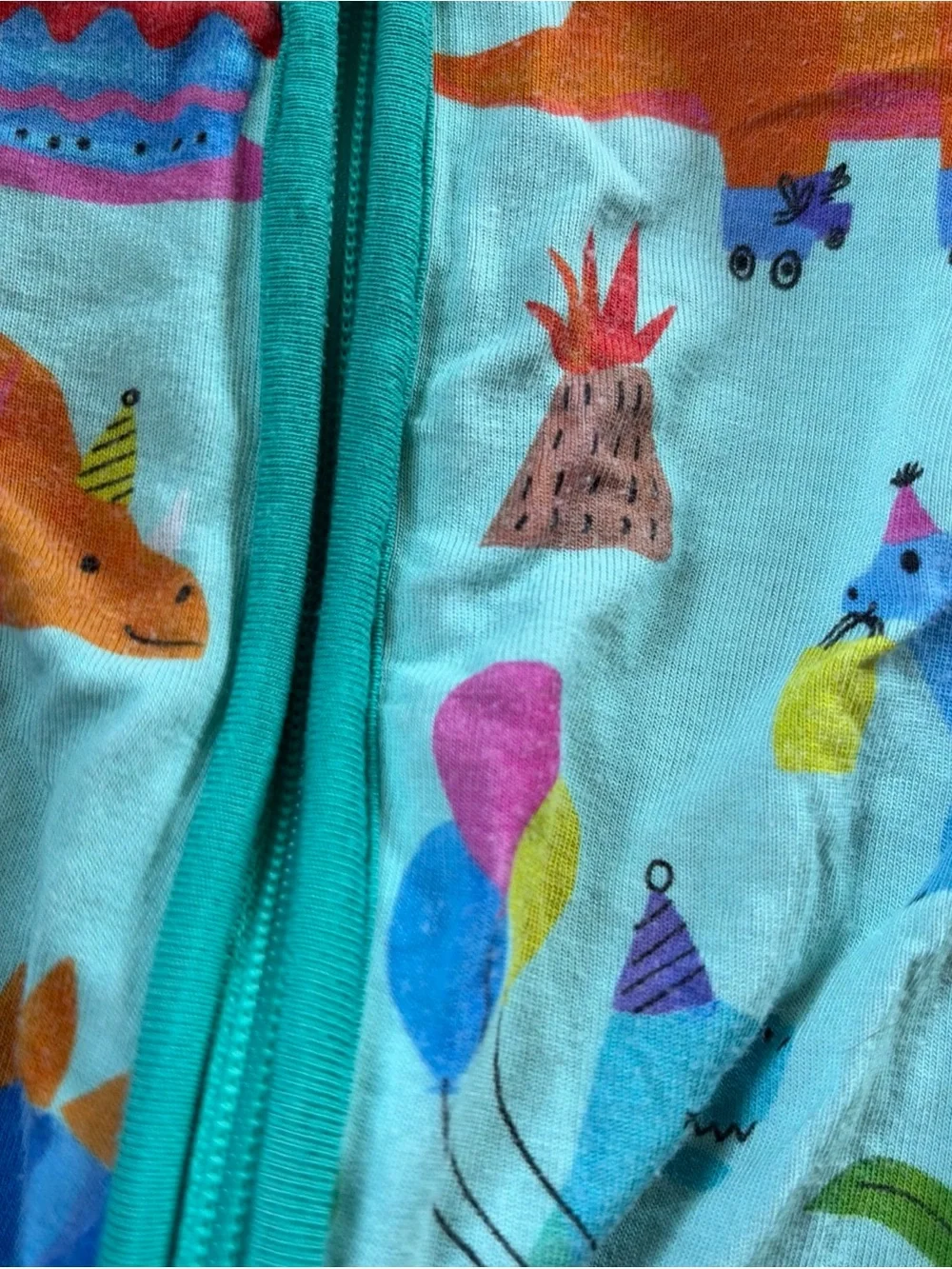 Little Sleepies Shorty Zippy Bundle Of 2 6-12 Mo Nemo Dinosaur Birthday Hat